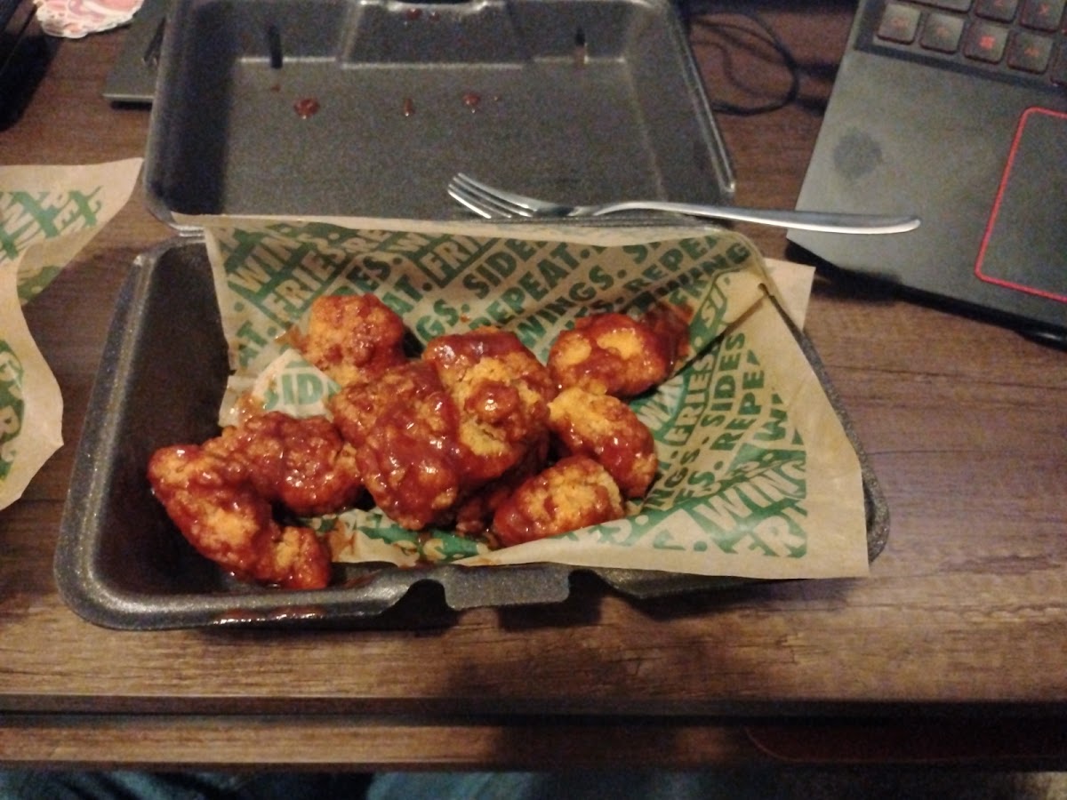 Wingstop Photo 10